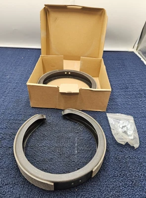 S781 高级涂层停车刹车鞋 适合 1999 - 2012 年雪佛兰 Express 1500 — 第 1/4 张图片