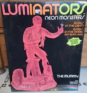 Modelo de monograma de colección Luminators Neon Universal Monsters 1991, La momia, ¡SELLADO! - Imagen 1 de 6