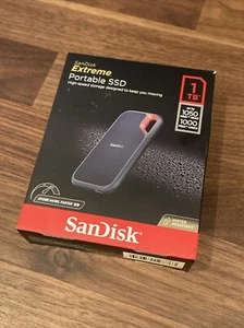 New Sandisk Extreme Portable SSD 1 TB UP TO 1050/1000MB/S HIGH SPEED STORAGE. - Afbeelding 1 van 3