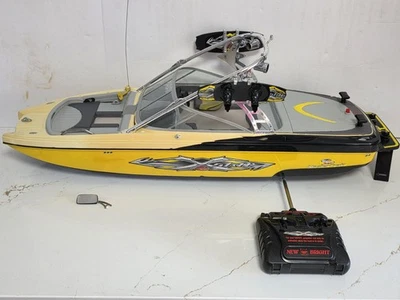 New Bright Radio Controlled 32 inch 19.2-Volt MASTERCRAFT Ski-Boat Parts Repair - Image 1 of 4