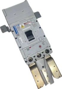 Eaton PDG33G0600FNNN 600A 3-Pole Molded Case Circuit Breaker PDG3XTA30600 New - Picture 1 of 7