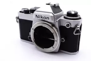 Excelente+ Cámara fotográfica Nikon FE plateada 35 mm réflex de Japón 152663 - Imagen 1 de 8