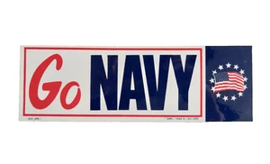 gO NAVY PEGATINA PARACHOQUES PATRIÓTICA VINTAGE MILITAR 1969 ROJO BLANCO AZUL NEOCURIO - Imagen 1 de 5