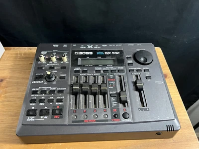 BOSS BR-532 Digital Studio Compact 4-Track Recorder Made in Japan NO PLUG/TESTED - Image 1 of 4