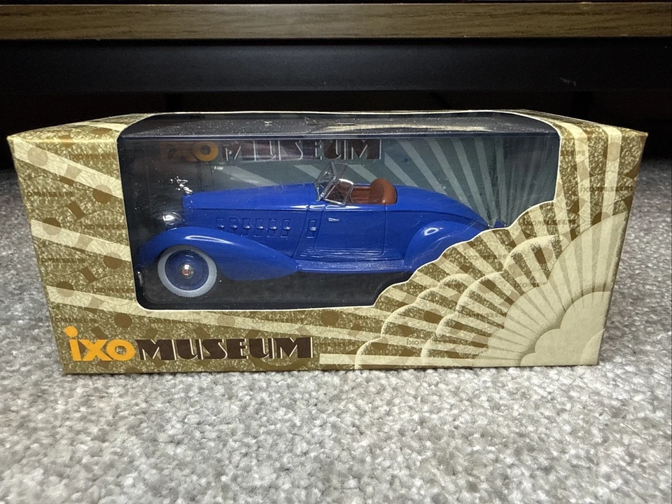 IXO DIECAST 1/43 PACKARD V12 LEBARON SPEEDSTER 1934 MUSEO AZUL Foto 1 de 4