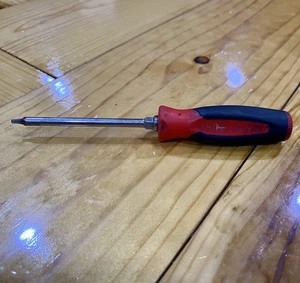 Snap On SGDT308B / T8 Soft Grip Mini Torx Screwdriver - Picture 1 of 4