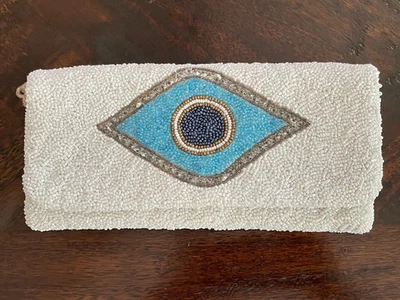 Moyna串珠邪恶眼部手拿包 — 第 1/4 张图片