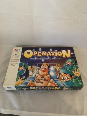 MB Games Operation Game In Good Condition Hours Of Fun 2/4 Players Aged 6/12. - Image 1 of 4