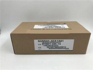 1PC YASKAWA SGMAH-02A1A61 Servo Motor New In Box Expedited Shipping - Picture 1 of 2