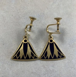 Vtg 1976 MMA Metropolitan Museum Blue Lotus Goldtone Enamel Screwback Earrings - Picture 1 of 2