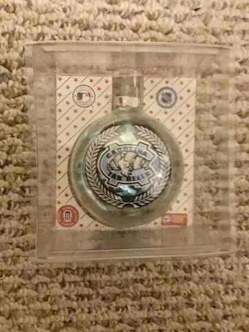 Topperscot Glass Christmas For The North Carolina Tarheels New Cover