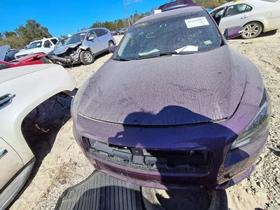 Nissan Máxima 2011 panel de capó - usado, envuelto en púrpura, camioneta local solamente Foto 1 de 3