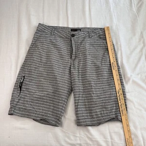 Guess Shorts Men’s 32 Gray Striped cotton  - Picture 1 of 5