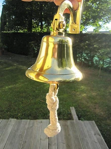 SOLID BRASS SCHIFFSGLOCKE-4"-10cm-540gr-SHIP'S BELL-MADEGB 1978-NEW - Imagen 1 de 7