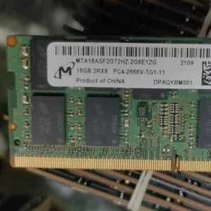 Micron 32GB (2X16GB) DDR4 2666MHz ECC SODIMM Server Memory MTA18ASF2G72HZ-2G6E1 - Picture 1 of 2