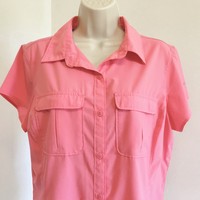 Columbia Womens Shirt L Pink Omni Shade Button Front Short Sleeve Vented Back