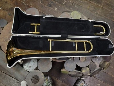 Trombón de estudiante/marcha/jazz LEBLANC Holton pequeño diámetro excepcional Foto 1 de 4
