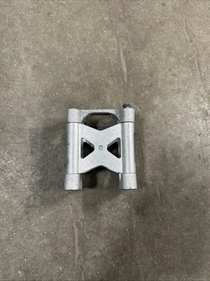 POLARIS MATRIX VR1 850 HANDLE BAR RISER 5143049   25381 - Image 1 of 3