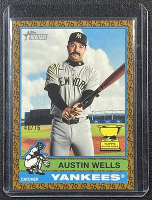 AUSTIN WELLS 2025 TOPPS HERITAGE #441 ROOKIE COLOR OF THE YEAR SP RC 40/76 - Image 1 of 2