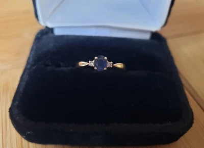 ♡ Anillo para mujer de oro amarillo de 14 quilates, zafiro azul con detalles de diamantes, talla 5, usado en excelente estado Foto 1 de 4