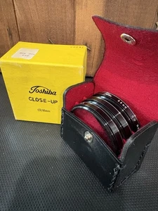 Toshiba 55mm CLOSE-UP LENS SET - Picture 1 of 7