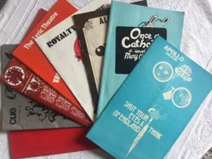 Sammlung von 21 Londoner Theaterprogrammen überwiegend aus den 70er und 80er Jahren - Bild 1 von 1