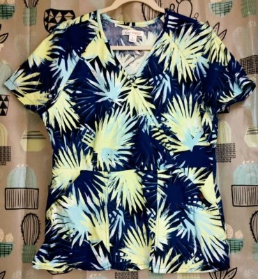 Koi Women's Stretch Scrub Top Size Large  - Image 1 of 3