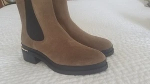 Botas Kenneth Cole Gamuza Chelsea Toupe Talla 8m Nuevas Sin Etiquetas - Imagen 1 de 8