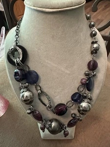 COLLAR DE COLECCIÓN 16-18” CHICO’S PLATA Y MARRÓN CUENTAS DOBLE HEBRA -Joyería de Disfraz - Imagen 1 de 3
