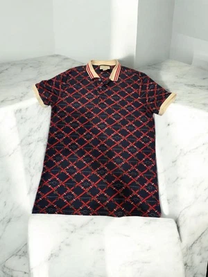 Camisa polo masculina Gucci gola vermelha M - Imagem 1 de 3