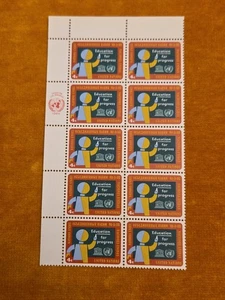 Francobollo Nazioni Unite 4c #134 Educazione al Progresso - MNH Blocco di 10 - Foto 1 di 3