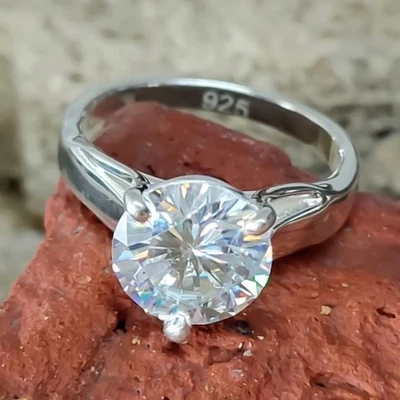 Anillo para mujer certificado natural de 7,30 quilates VS1 diamante blanco redondo en oro blanco de 14 k Foto 1 de 4