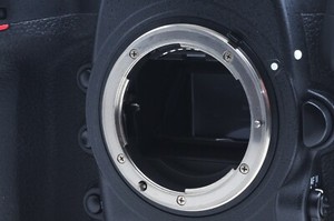 Nikon D5 20.8MP DSLR Digital SLR Camera CF Type Body from Japan