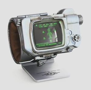 Brand New Fallout Series Pip-Boy Die-Cast Replica 3000 - Vault Dweller - w/Radio - Picture 1 of 10