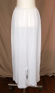Vintage 1960s Ivory Nylon Half Slip French Lace Hem - Picture 1 of 5