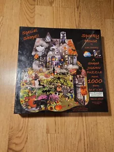 Rompecabezas SUNSOUT INC Spooky House 1000 piezas forma especial de Lori Schory - Imagen 1 de 10
