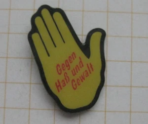 GEGEN HASS UND GEWALT / GEWERKSCHAFT ............................ Pin (234a) - Bild 1 von 1