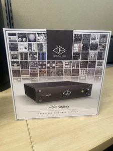 Universal Audio UAD-2 Satellite Quad Core Thunderbolt Interface - Picture 1 of 1