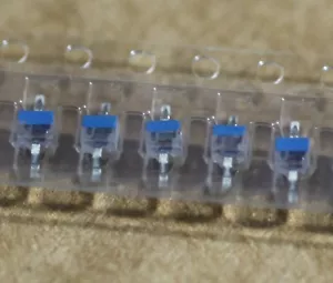 10Pcs HLMP-Q105-P0031 Subminiature LED Lamps Red Clear Z-BEND HLMP-Q105 HLMP - Picture 1 of 4