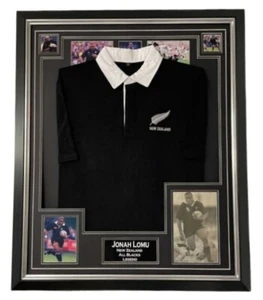 Rare Rugby Lehend Jonah Lomu Signed Photo with All blacks New Zealand Shirt. - Picture 1 of 5