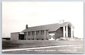 Marion Iowa ~ Prima Chiesa Battista ~ RPPC anni '40 - Foto 1 di 2