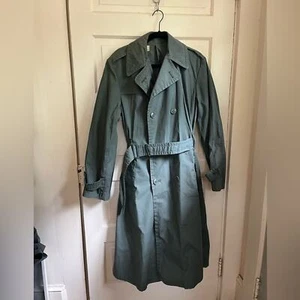 Vintage Green Military Surplus Trench Coat Jacket size 36L - Picture 1 of 8