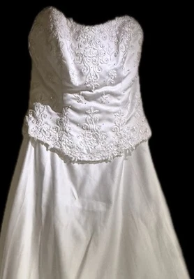 Wedding dress, Alfred Angelo, Size 12 Cathedral Train That Detaches - Image 1 of 4