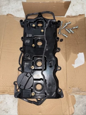 Cubierta de válvula de motor compatible con Nissan Altima 2013 2014-2017 Foto 1 de 4