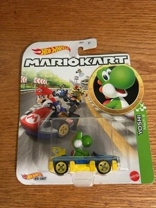 Hot Wheels Mario Kart Yoshi MACH 8 RACER NEW - Picture 1 of 3