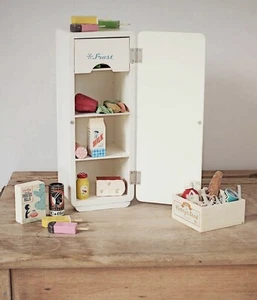 NEU Maileg Mouse Puppe Kühlschrank Holz Kühler Küche Puppenstube Kühlschrank weiß - Bild 1 von 5