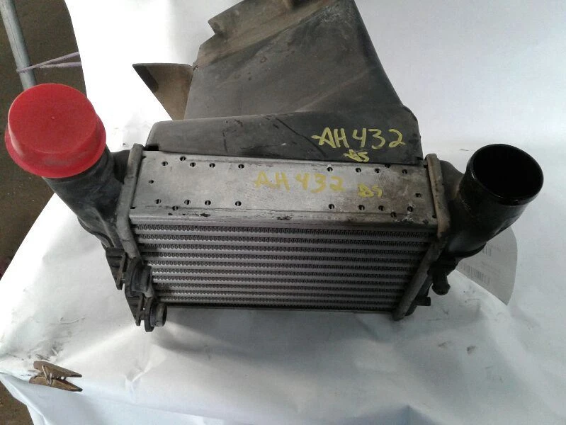 Intercooler 1.8L Engine ID Aeb Fits 97-00 AUDI A4 635807 - Image 1 of 4