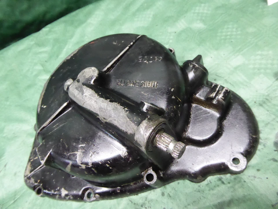 TAPA TAPA EMBRAGUE 1979 MOTOR SUZUKI PE 250 Foto 1 de 4