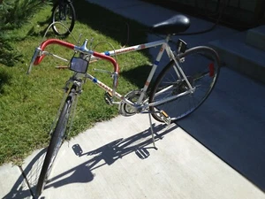 Schwinn 1976 Bicentennial 10 Speed bike in almost nos Condition. - Picture 1 of 10