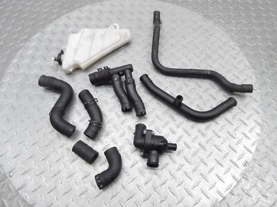 2022 21-24 Aprilia RSV4 1100 冷却液槽散热器软管管线恒温器 — 第 1/4 张图片